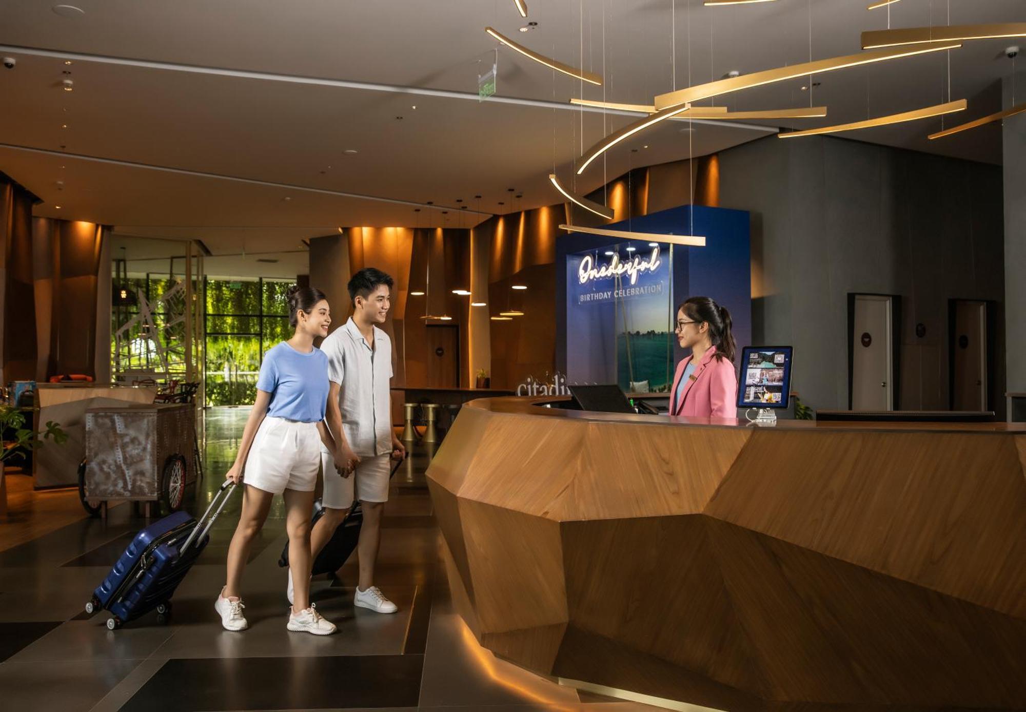 Citadines Marina Halong Otel Ha Long Dış mekan fotoğraf